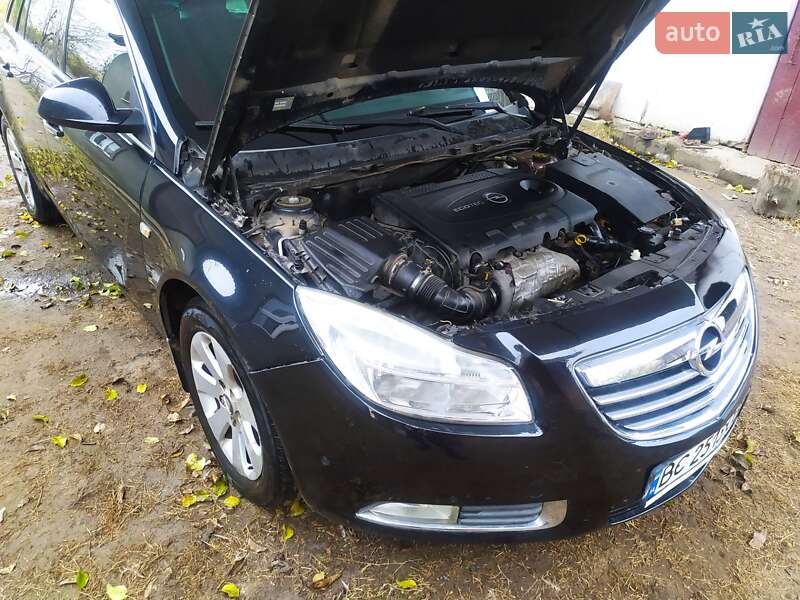 Универсал Opel Insignia 2010 в Шептицькому