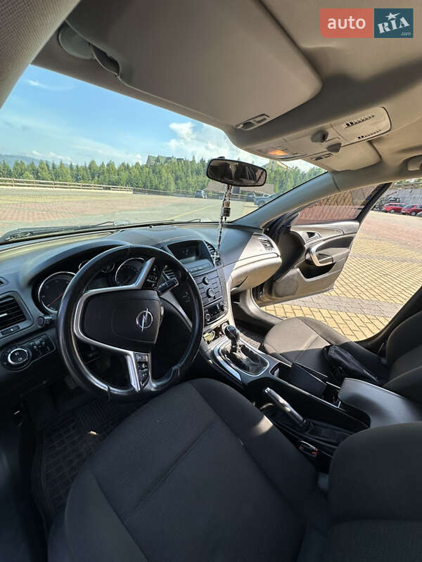 Універсал Opel Insignia 2013 в Сколе