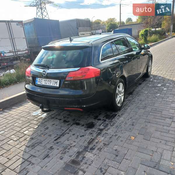 Универсал Opel Insignia 2010 в Днепре
