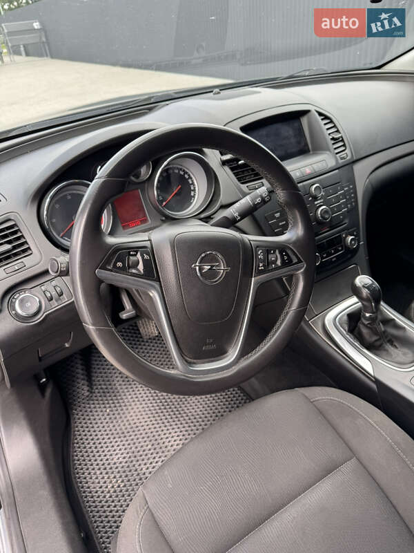 Універсал Opel Insignia 2010 в Хмельницькому
