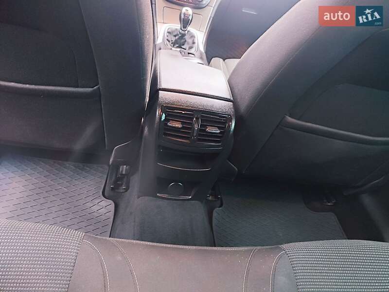 Универсал Opel Insignia 2013 в Виннице