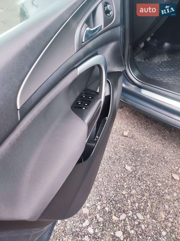Универсал Opel Insignia 2013 в Виннице