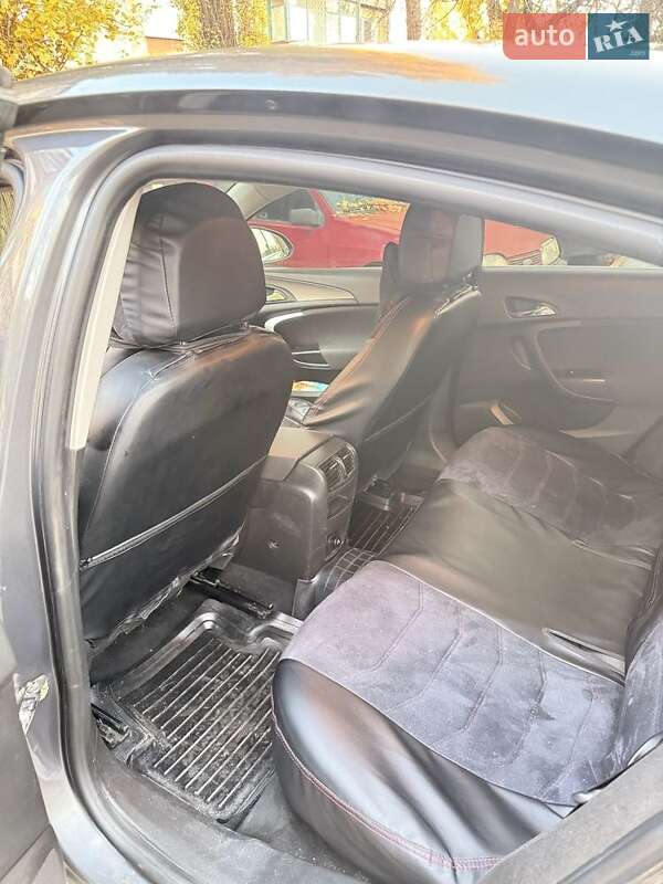 Лифтбек Opel Insignia 2010 в Кривом Роге фото 10 Лифтбек Opel Insignia 2010 в Кривом Роге