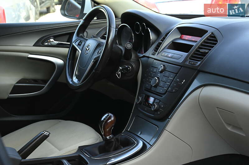 Седан Opel Insignia 2009 в Бердичеве