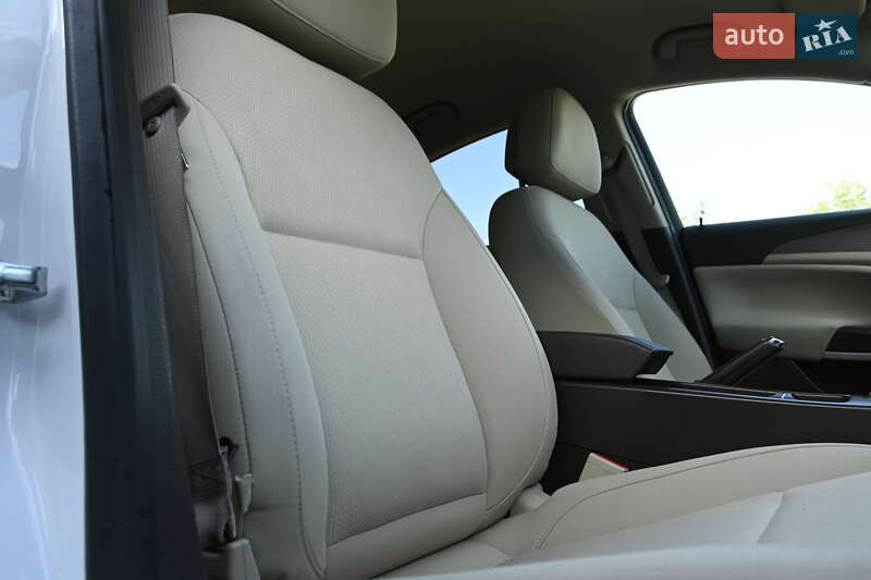 Седан Opel Insignia 2009 в Бердичеве