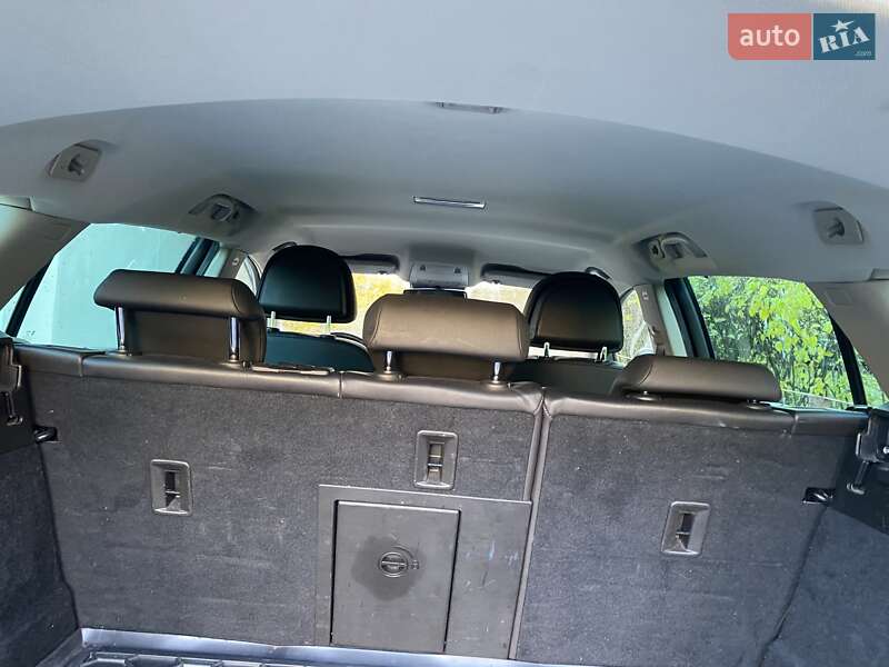 Универсал Opel Insignia 2009 в Киеве