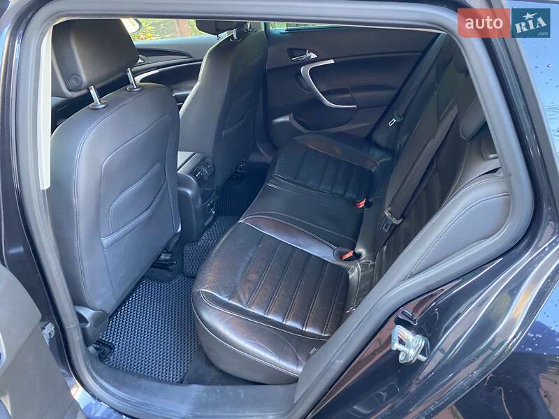 Универсал Opel Insignia 2009 в Киеве