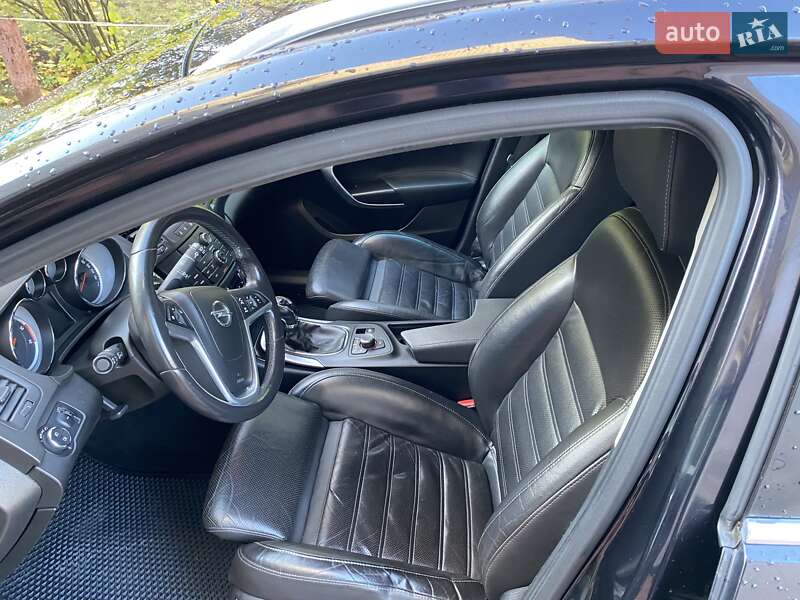 Универсал Opel Insignia 2009 в Киеве