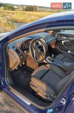 Универсал Opel Insignia 2014 в Баре