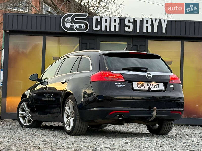 Универсал Opel Insignia 2009 в Стрые