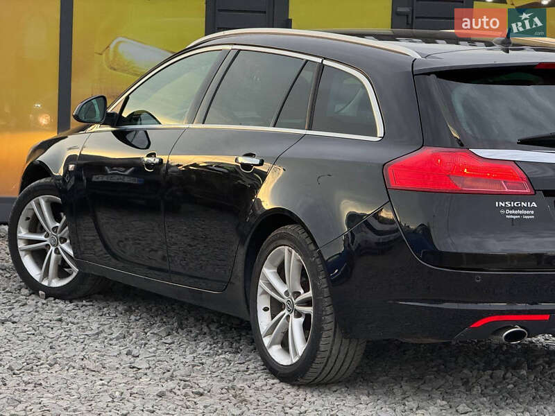 Универсал Opel Insignia 2009 в Стрые