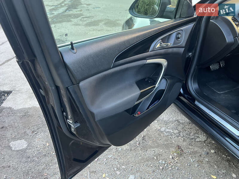 Универсал Opel Insignia 2012 в Львове