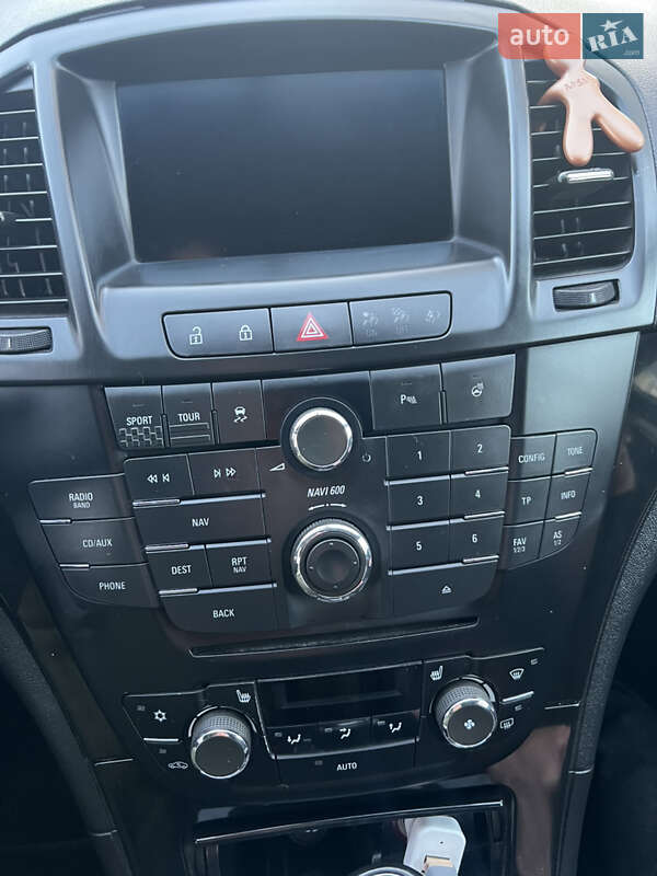 Универсал Opel Insignia 2012 в Львове