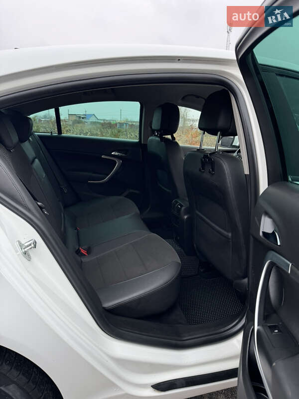 Лифтбек Opel Insignia 2012 в Белой Церкви