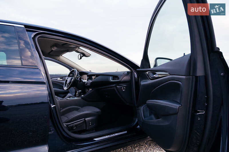 Лифтбек Opel Insignia 2019 в Тернополе