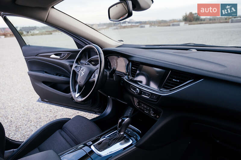 Лифтбек Opel Insignia 2019 в Тернополе