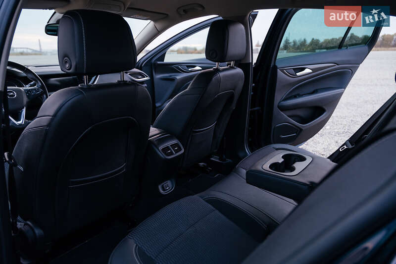 Лифтбек Opel Insignia 2019 в Тернополе