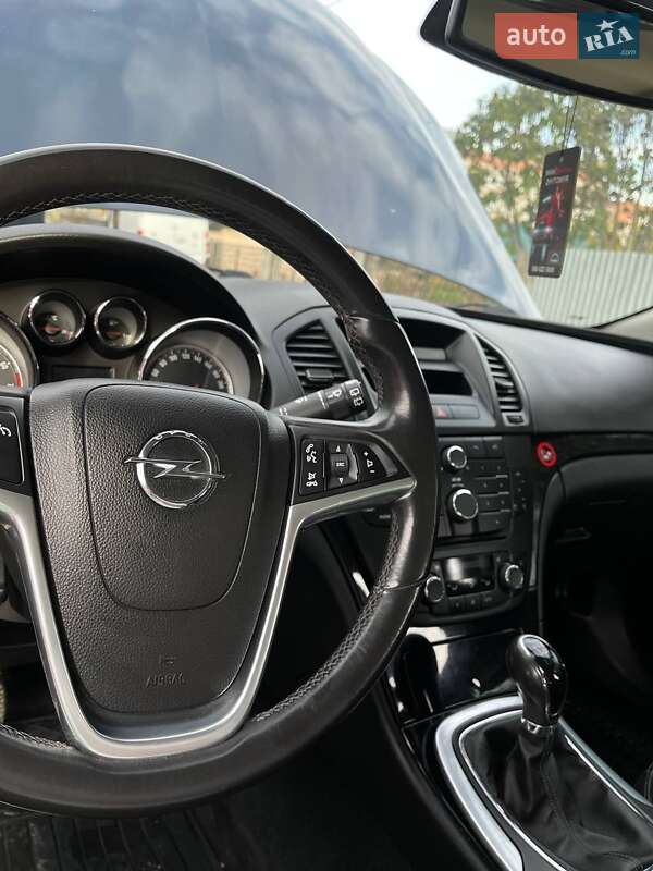 Универсал Opel Insignia 2009 в Тернополе