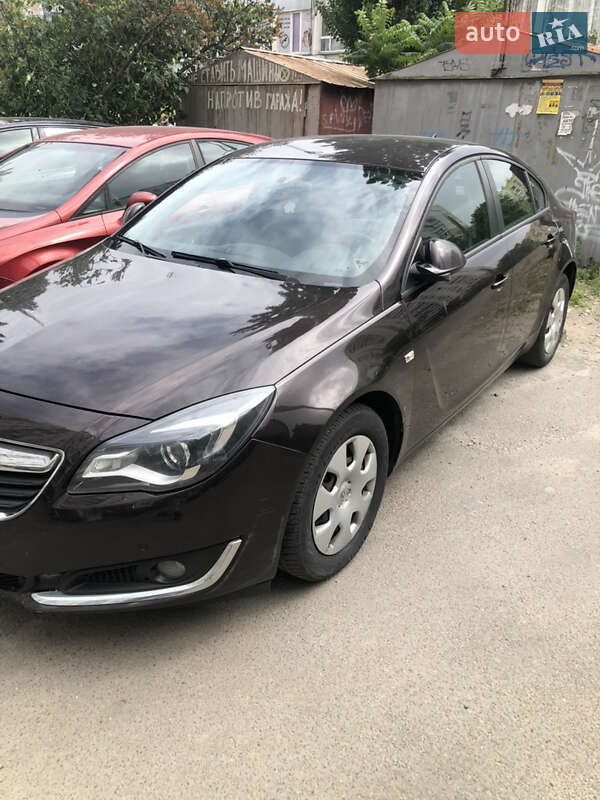 Лифтбек Opel Insignia 2011 в Новоселках