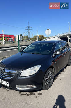 Универсал Opel Insignia 2010 в Киеве