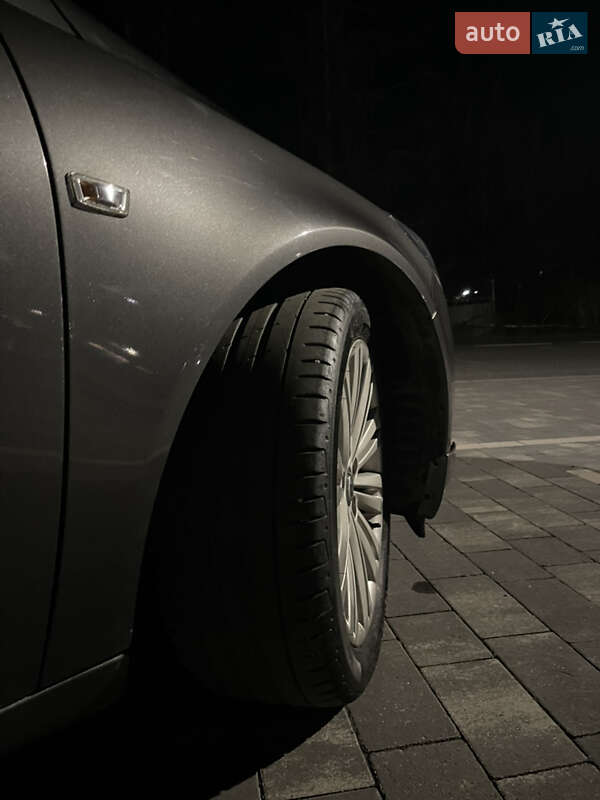 Универсал Opel Insignia 2011 в Ужгороде