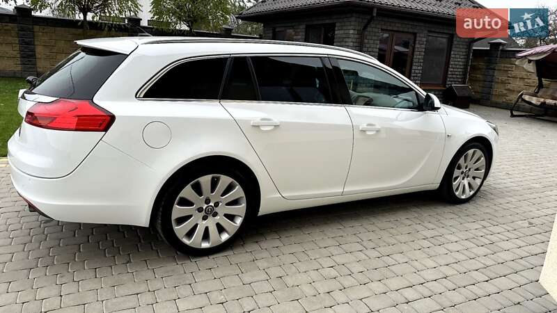 Универсал Opel Insignia 2010 в Луцке