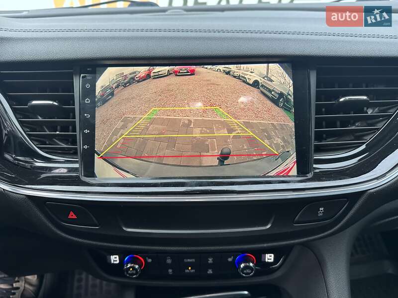 Универсал Opel Insignia 2018 в Киеве