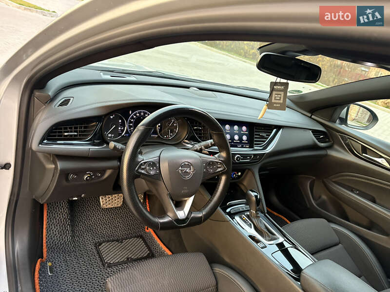 Универсал Opel Insignia 2018 в Бережанах