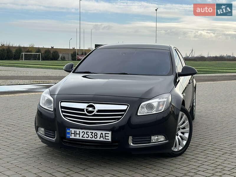 Седан Opel Insignia 2011 в Одессе