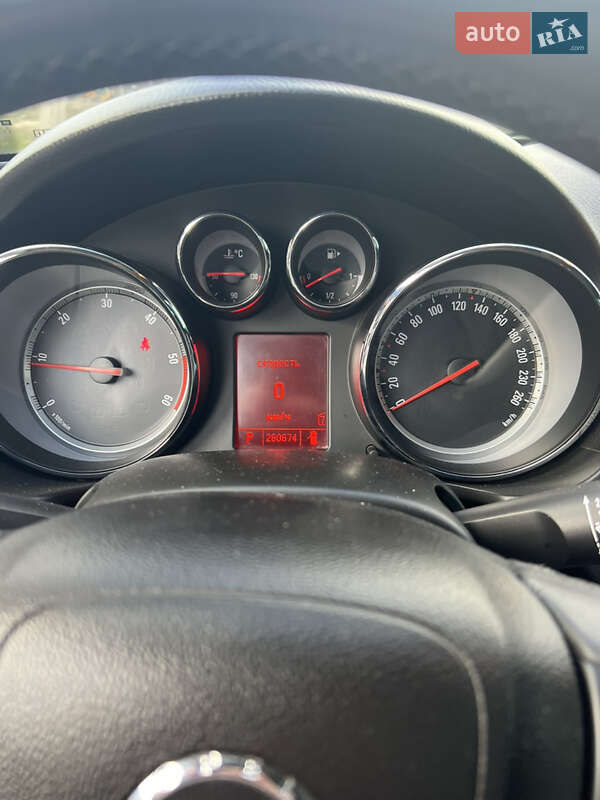 Универсал Opel Insignia 2010 в Золочеве фото 13 Универсал Opel Insignia 2010 в Золочеве