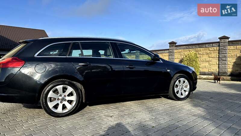 Універсал Opel Insignia 2010 в Луцьку