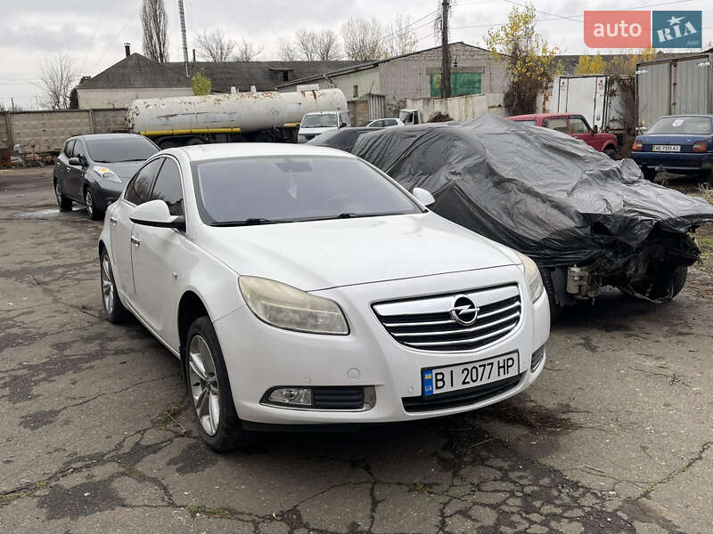 Лифтбек Opel Insignia 2010 в Золотоноше фото 3 Лифтбек Opel Insignia 2010 в Золотоноше