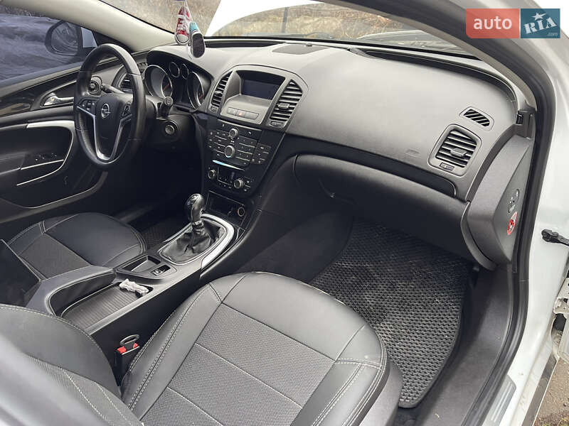 Лифтбек Opel Insignia 2010 в Золотоноше фото 10 Лифтбек Opel Insignia 2010 в Золотоноше