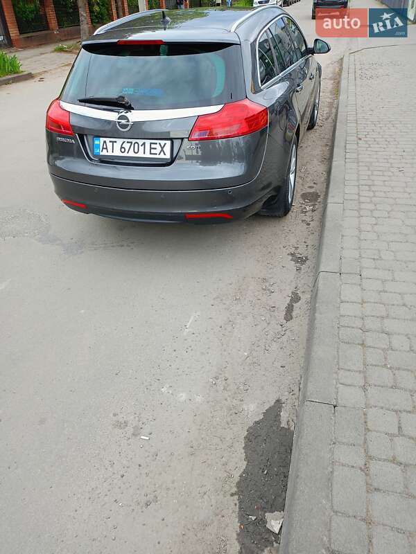 Универсал Opel Insignia 2011 в Ивано-Франковске