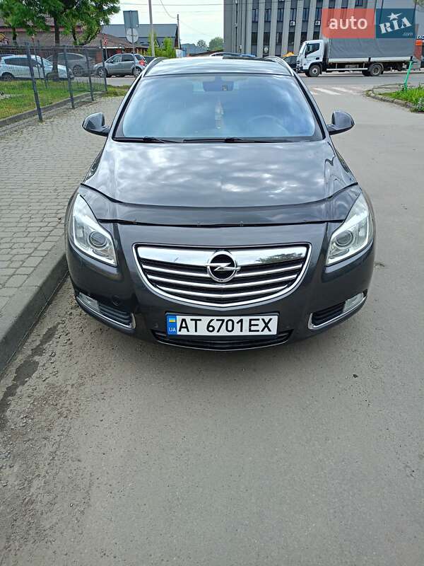 Универсал Opel Insignia 2011 в Ивано-Франковске