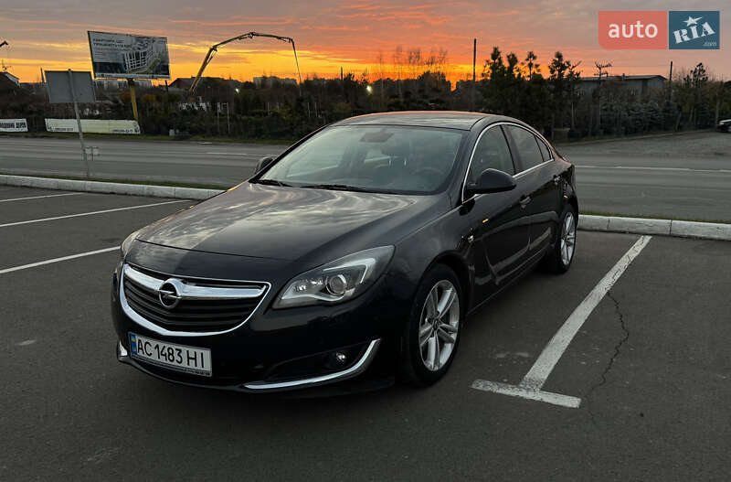 Ліфтбек Opel Insignia 2015 в Луцьку
