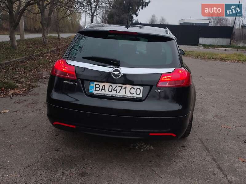 Універсал Opel Insignia 2010 в Шептицькому
