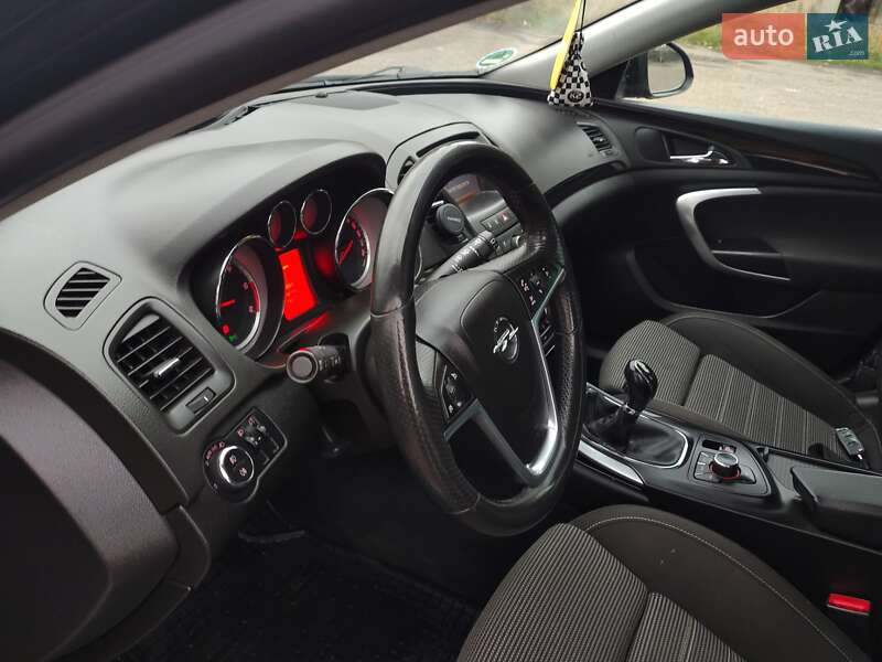 Універсал Opel Insignia 2010 в Шептицькому