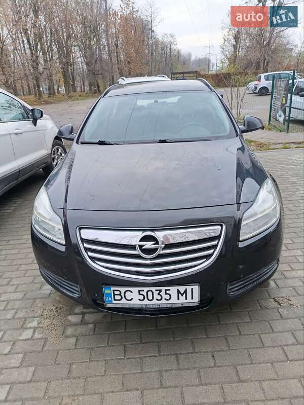 Універсал Opel Insignia 2013 в Львові