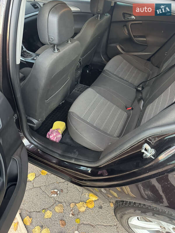 Универсал Opel Insignia 2014 в Кривом Роге