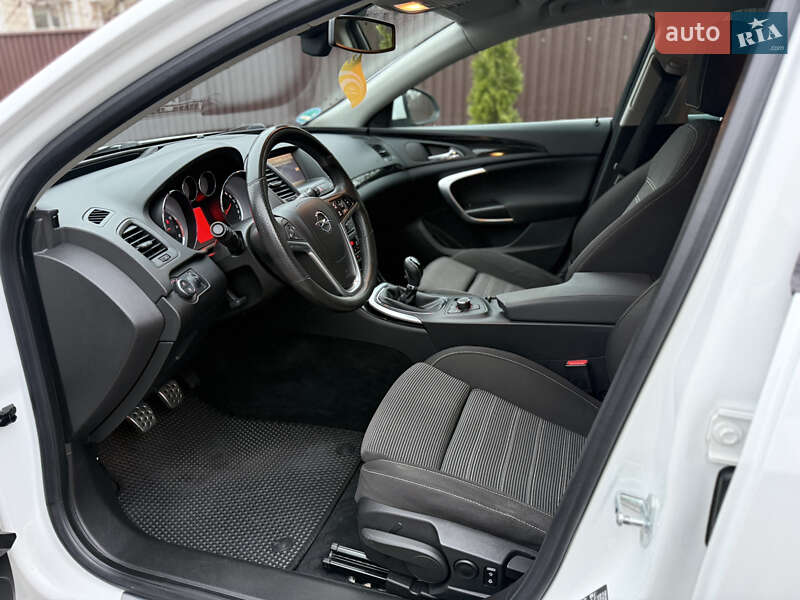 Універсал Opel Insignia 2010 в Борисполі