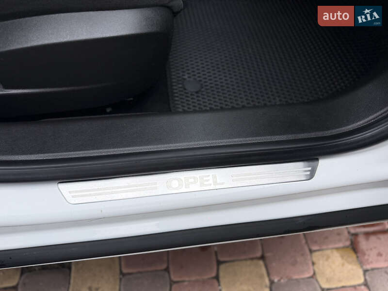 Універсал Opel Insignia 2010 в Борисполі