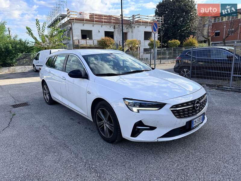 Универсал Opel Insignia 2022 в Ужгороде фото Универсал Opel Insignia 2022 в Ужгороде
