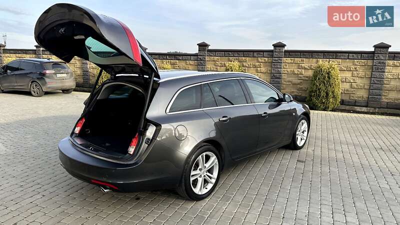 Універсал Opel Insignia 2009 в Луцьку