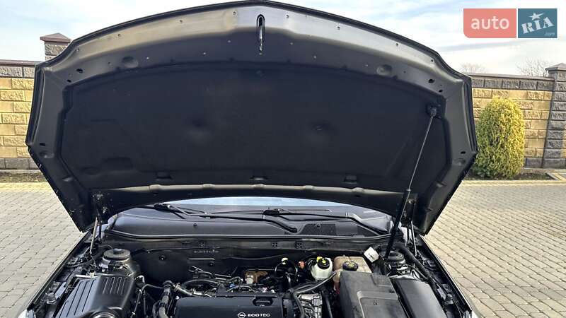 Універсал Opel Insignia 2009 в Луцьку