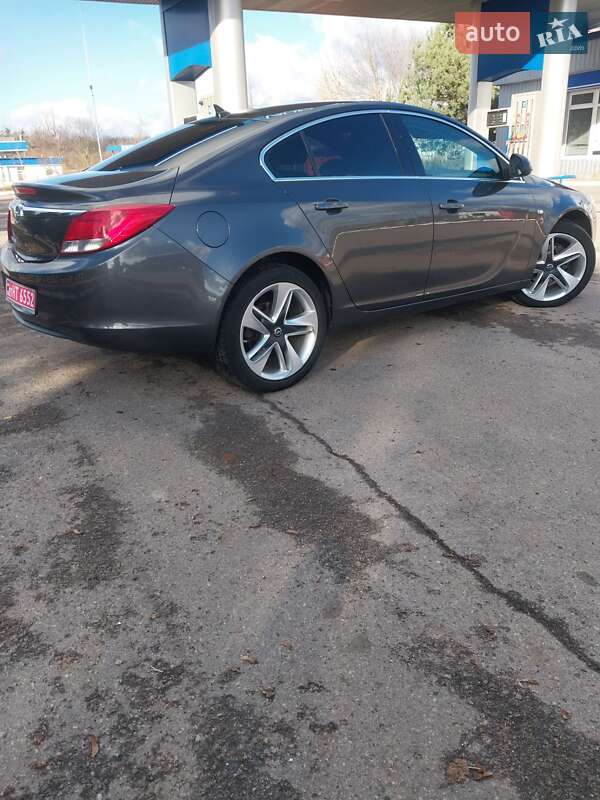 Лифтбек Opel Insignia 2009 в Владимире фото 10 Лифтбек Opel Insignia 2009 в Владимире