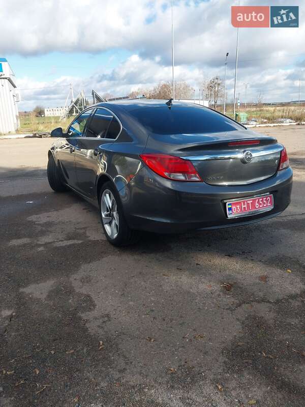 Лифтбек Opel Insignia 2009 в Владимире фото 12 Лифтбек Opel Insignia 2009 в Владимире