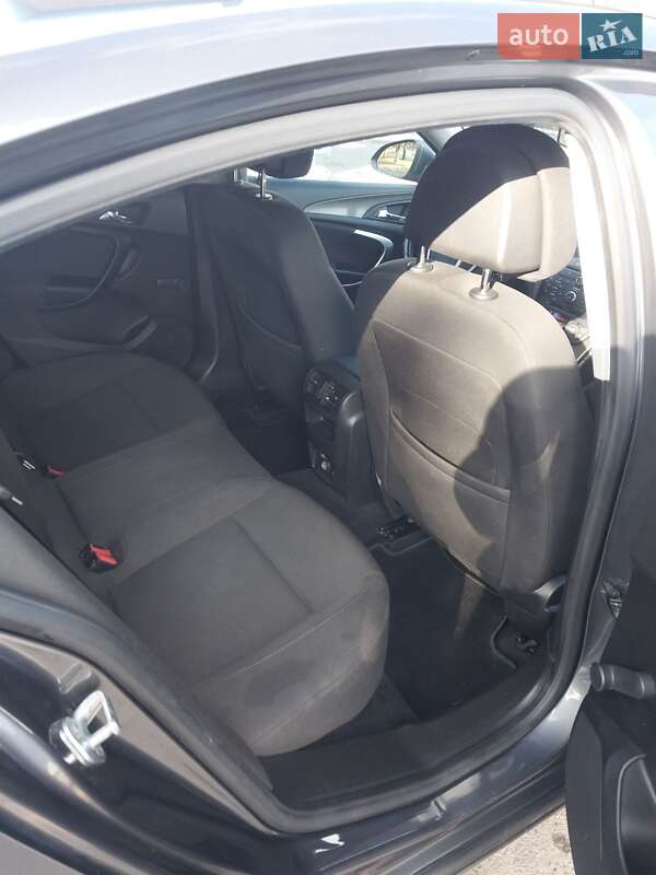 Лифтбек Opel Insignia 2009 в Владимире фото 33 Лифтбек Opel Insignia 2009 в Владимире