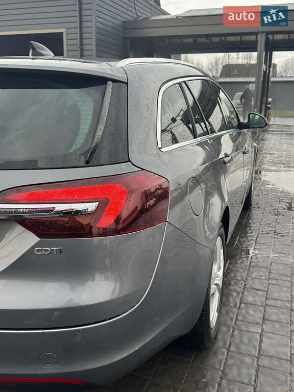Универсал Opel Insignia 2016 в Ивано-Франковске