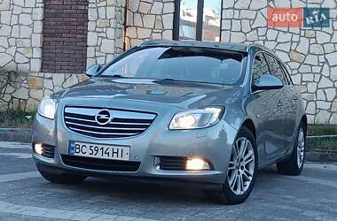 Универсал Opel Insignia 2010 в Львове